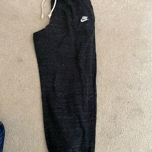 Nike Black Tapered Sweatpants Joggers